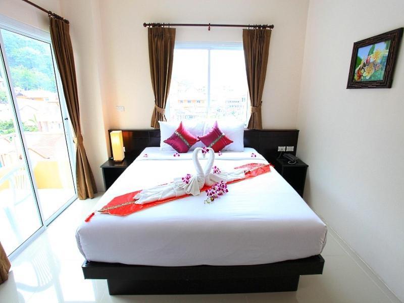 88 Hotel Patong Kültér fotó