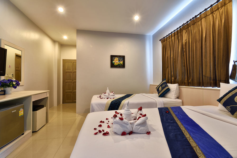 88 Hotel Patong Kültér fotó