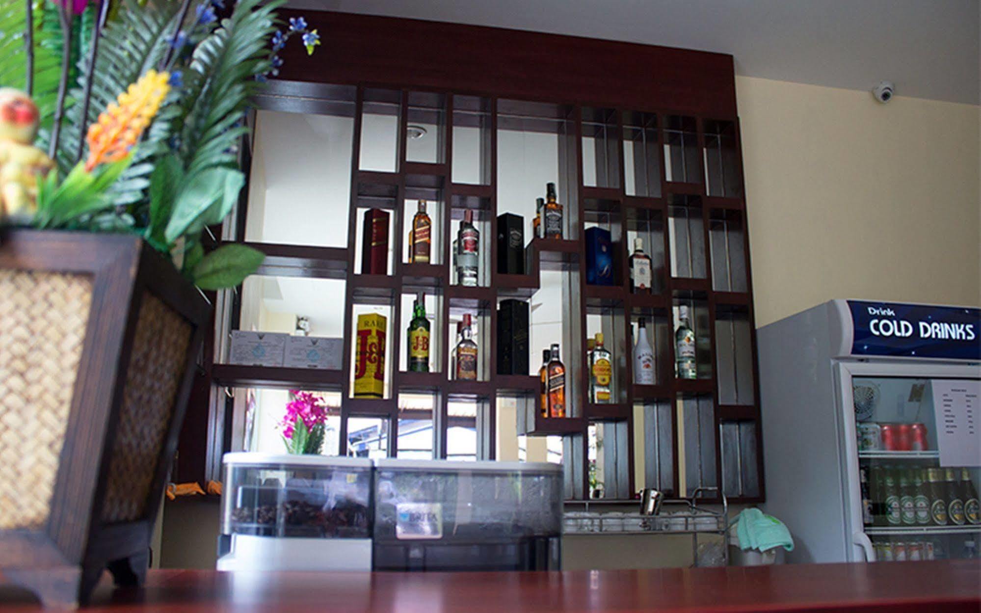 88 Hotel Patong Kültér fotó