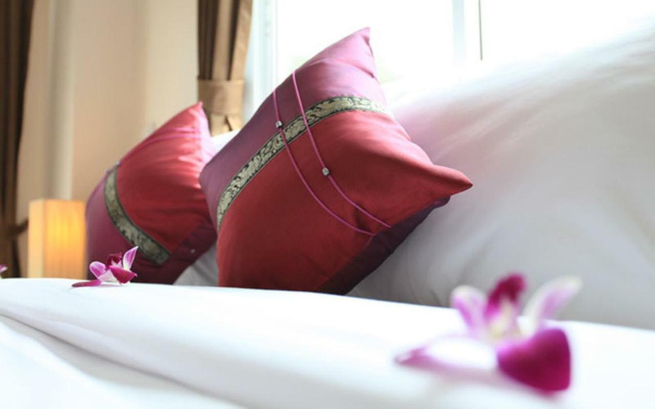 88 Hotel Patong Kültér fotó