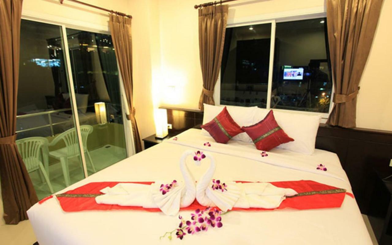 88 Hotel Patong Kültér fotó